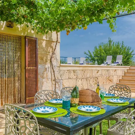 Son Sabater Villa